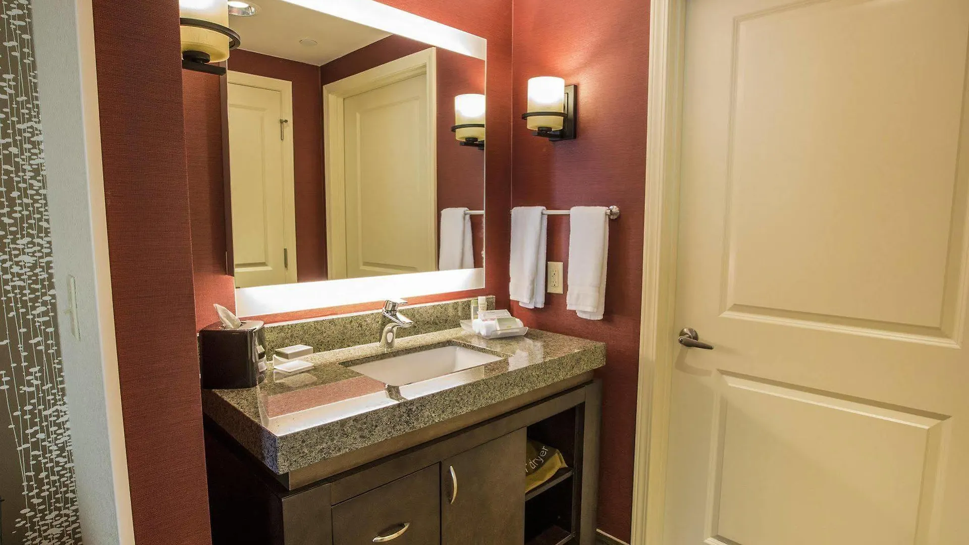 Homewood Suites By Hilton Charlotte Ballantyne, Nc United States